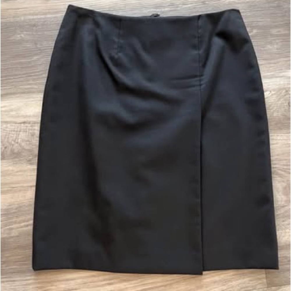 NWOT - Brooks Brothers Women's Lined Skirt, Size 6P